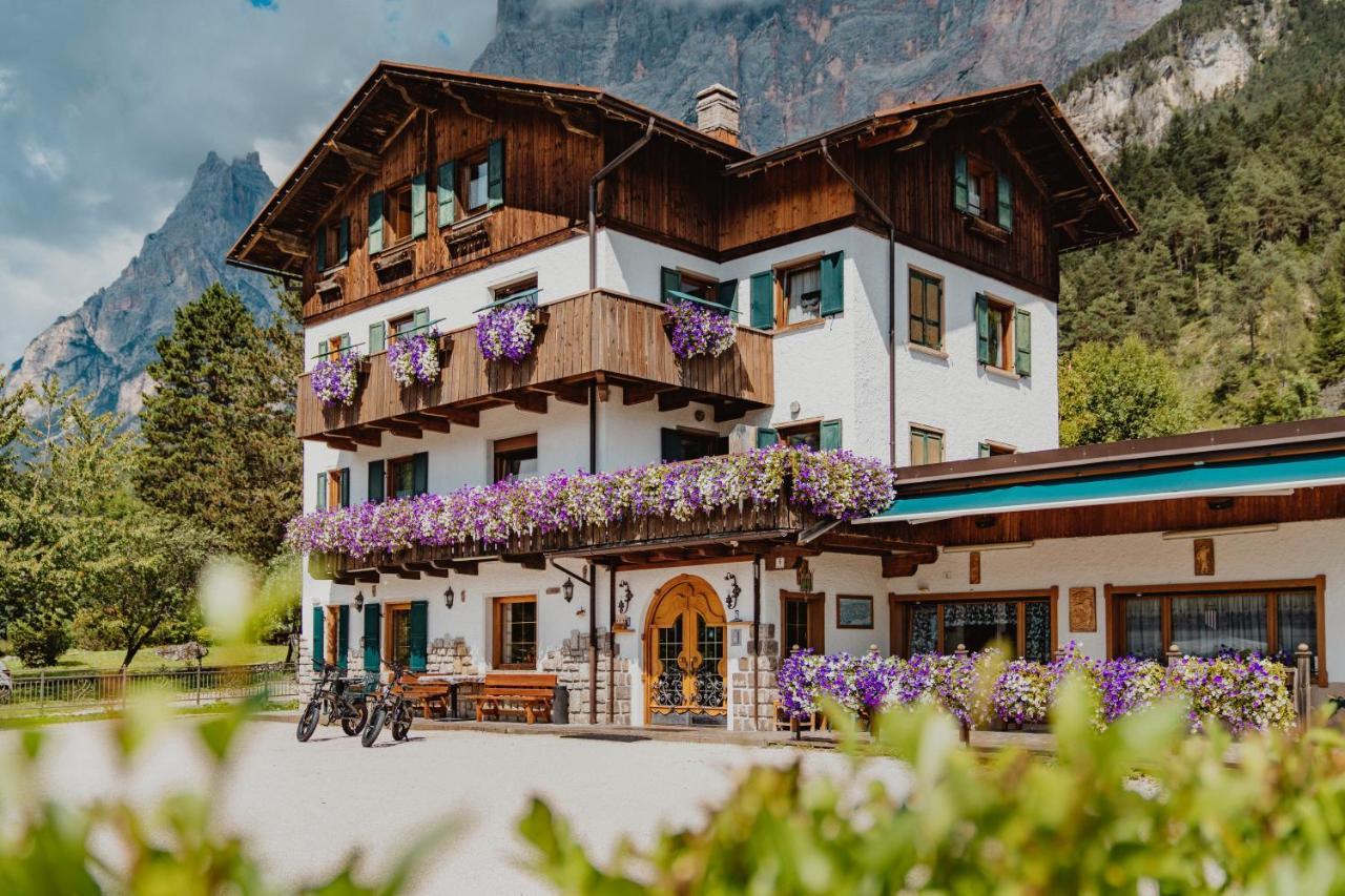 Locanda Montana Сан-Вито-ди-Кадоре Экстерьер фото