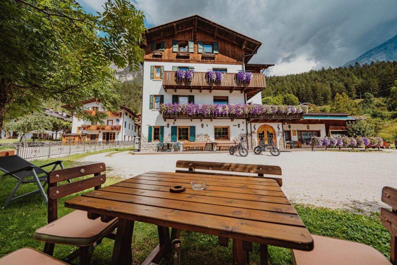 Locanda Montana Сан-Вито-ди-Кадоре Экстерьер фото